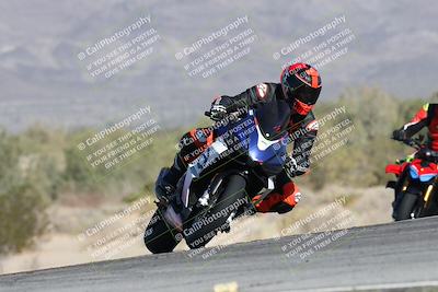 media/Dec-01-2025-Moto Forza (Mon) [[2daa91e15f]]/2-Intermediate Group/Session 2 Turn 9 Entry/